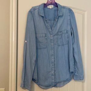 Denim roll up sleeve shirt